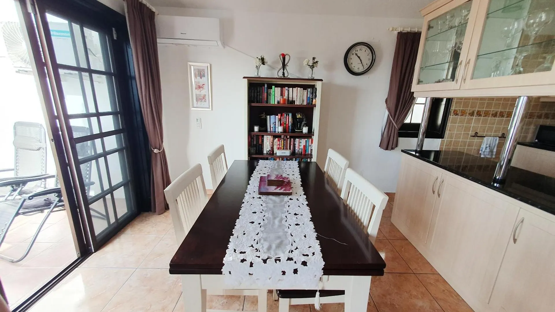 Hajnalka Apartman - Heated Pool And Partial Ocean Views San Miguel de Abona 0*,  Spain